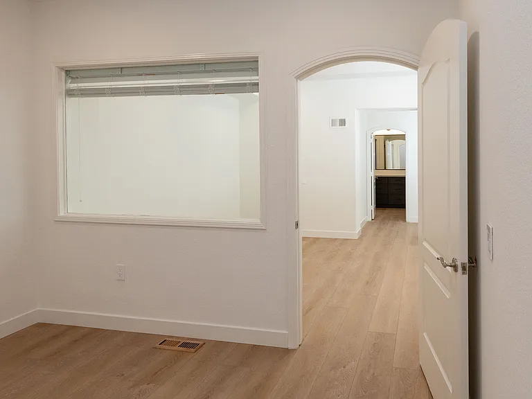 1501 India St #604 — Photo 24
