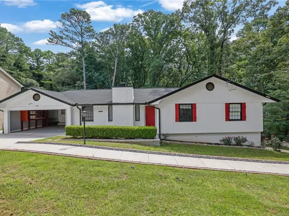 1138 Carla Joe Dr SW, Lilburn, GA 30047