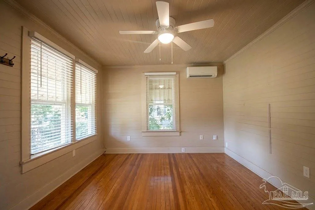 2 bed, 1.0 bath, 700 sqft, $1,450 — Photo 3