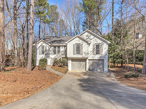3rd image of 637 Wedgewood Dr #1