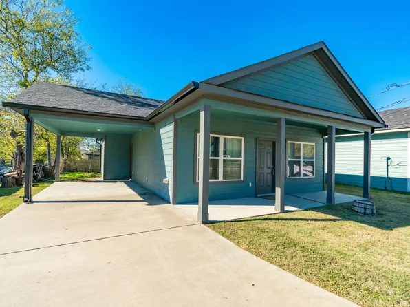 3306 Wellington St, Greenville, TX 75401