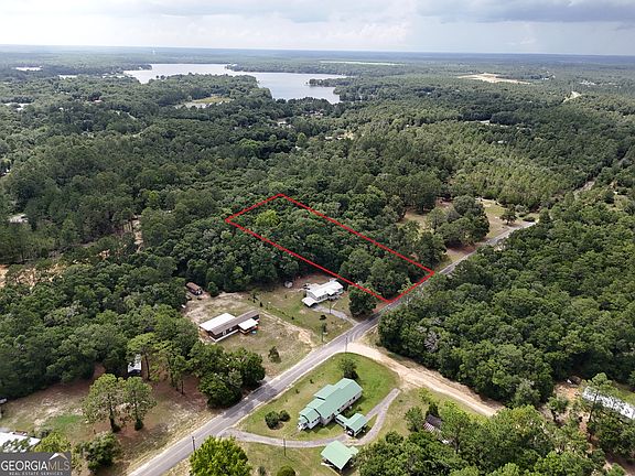 5th image of 399 Perdue Rd