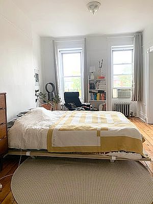 1st image of 814 Halsey St #2