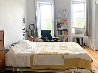 814 Halsey St #2R, Brooklyn, NY 11233