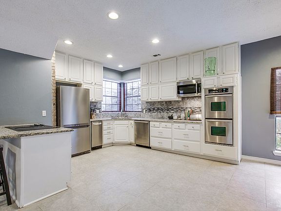 5th image of 2722 Belmeade Dr
