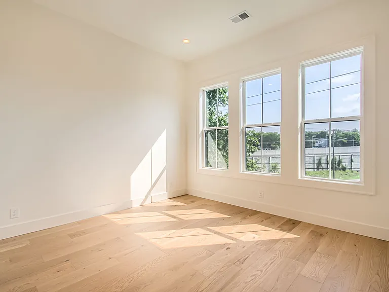 433B Croley Dr — Photo 22
