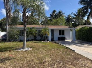 136 SW 11th Ave, Boynton Beach, FL 33435