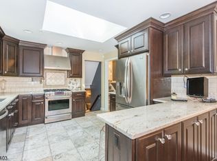 6 Rale Ter, Livingston, NJ 07039