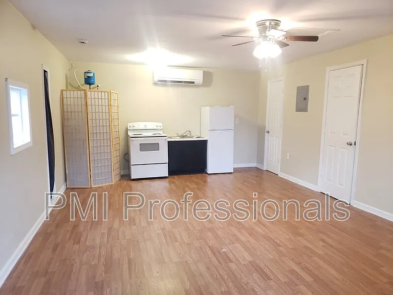 528 Judd Dr #B — Photo 5