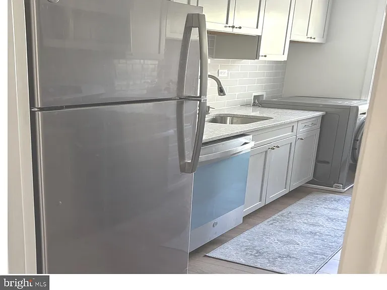 106 N George Mason Dr #4 — Photo 11