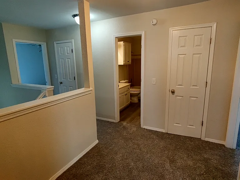 5005 S Poplar Ave — Photo 15