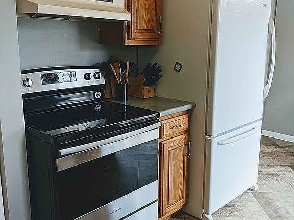 5th image of 1108 Dingwall Dr