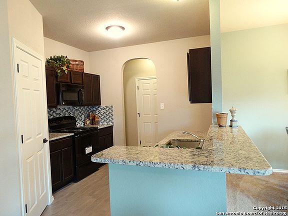 5th image of 5830 Grandwood Dr