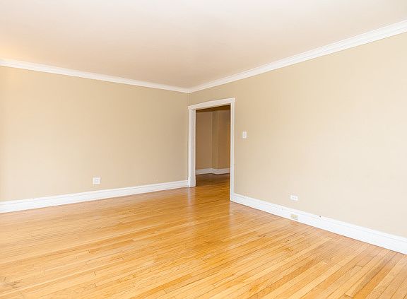3rd image of 5608 N Ashland Ave #3