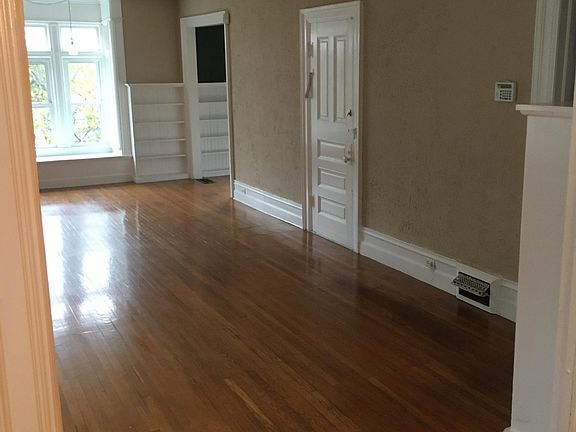 3rd image of 47 Norwood Ave Floor 2