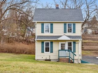 16A Oak St, Hamburg, NJ 07419