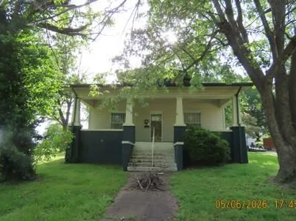 301 N Elm Street, Pierce City, MO 65723
