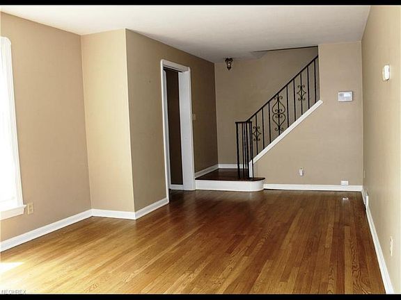 2nd image of 23642 Belmont Dr