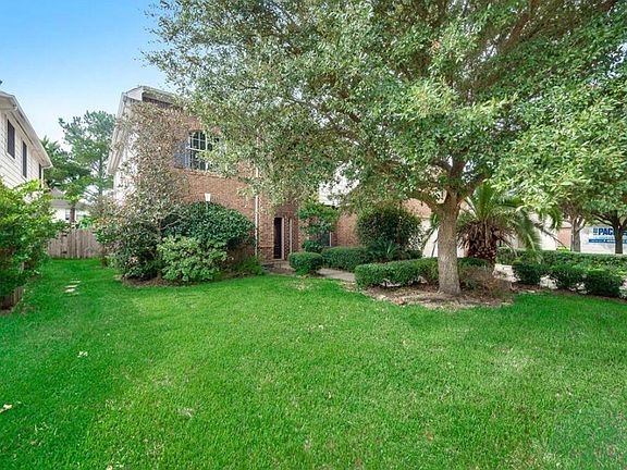 4th image of 16515 Cypress Thicket Dr