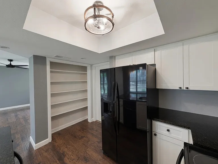 8107 Hood Cir #B — Photo 8