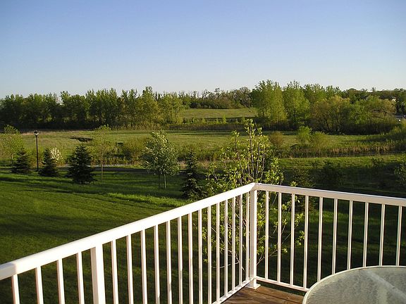Wetlands-trail from deck