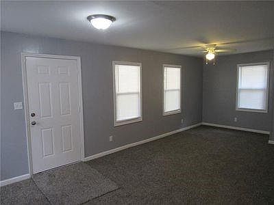 3rd image of 2901 E 61st St