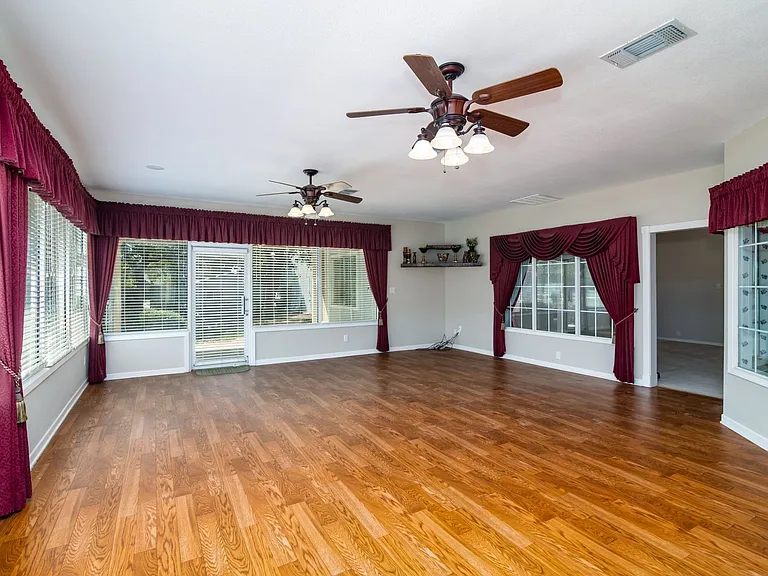 4525 Teasley Ln — Photo 12