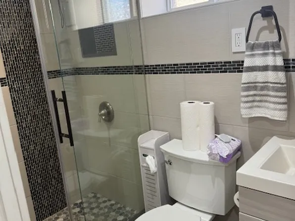 21-41 71st Street image 18 of 31