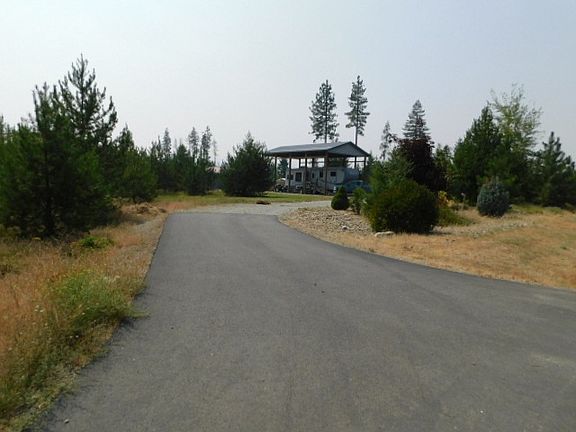 2nd image of 821 Freedom Meadows Dr