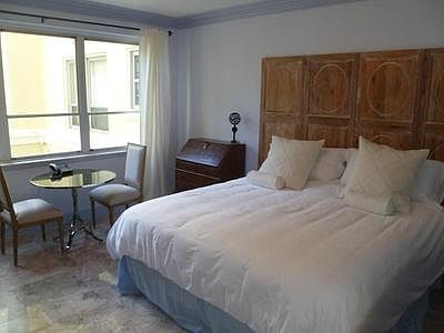 Ambassador Hotel 208-212-18