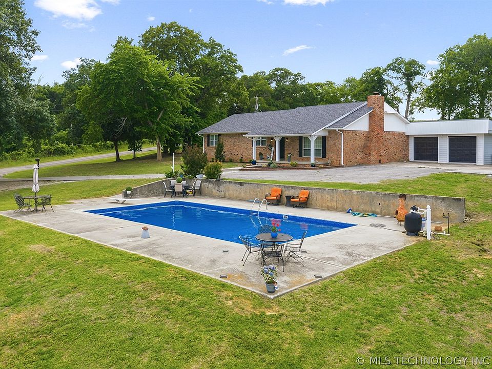 1st image of 333 County Redbud