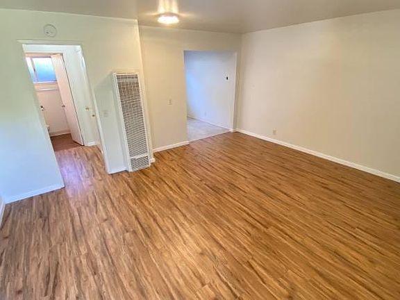 2nd image of 4129 El Camino Way #B