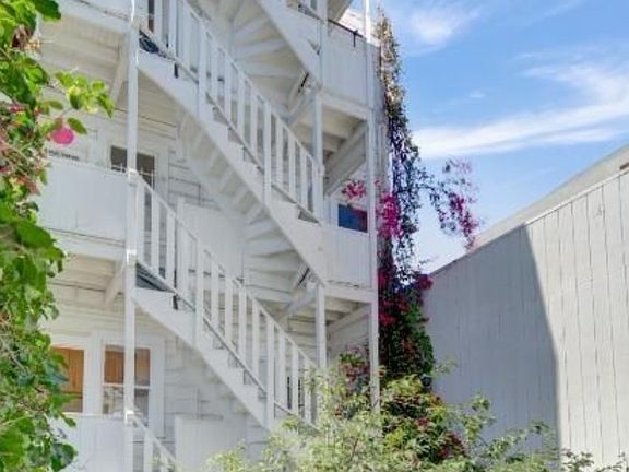 3rd image of 55-57 Boardman Pl #57C