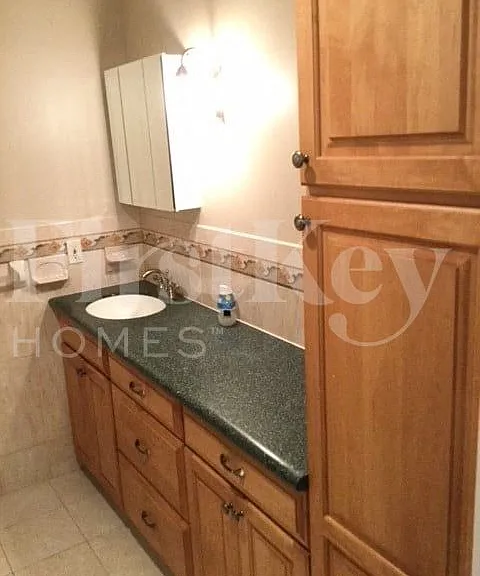 4317 Honeysuckle Ave — Photo 10