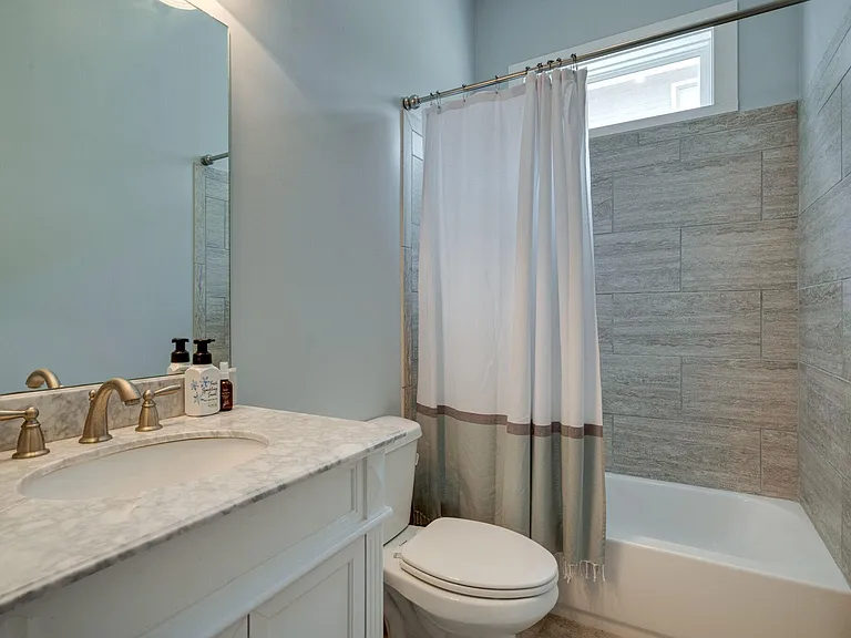 1811A Tammany Dr — Photo 10