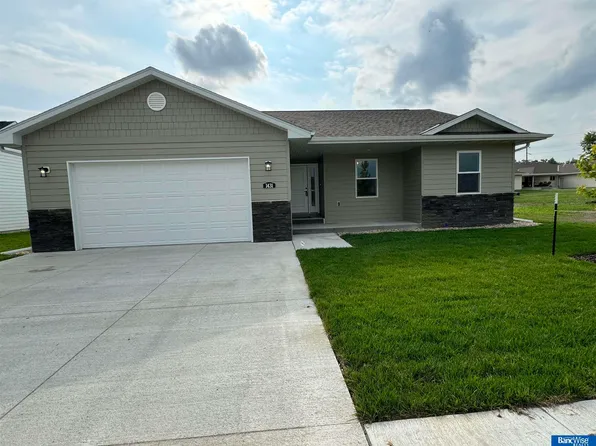 1431 N 12th St, David City, NE 68632