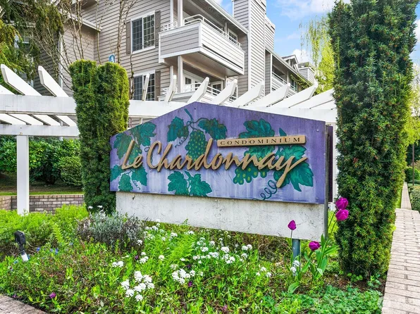 14007 NE 181st Street #F301, Woodinville, WA 98072