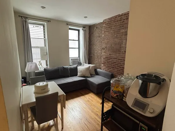 405 East 90th Street image 1 of 19