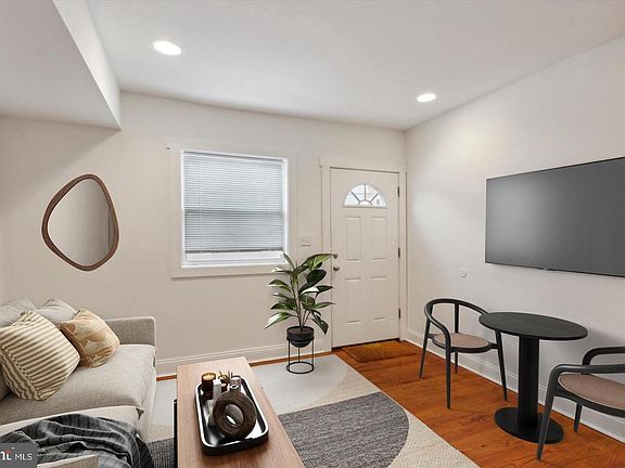 5th image of 1557 N Orkney St