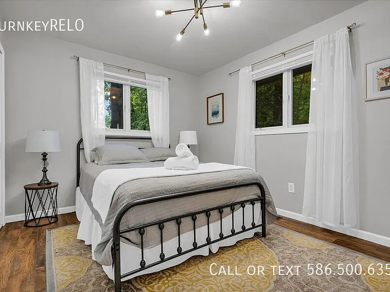 3465 Hazelton Ave — Photo 18