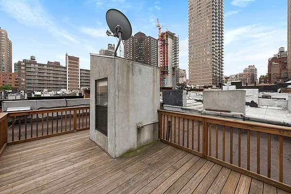 Rented by Douglas Elliman | media 1