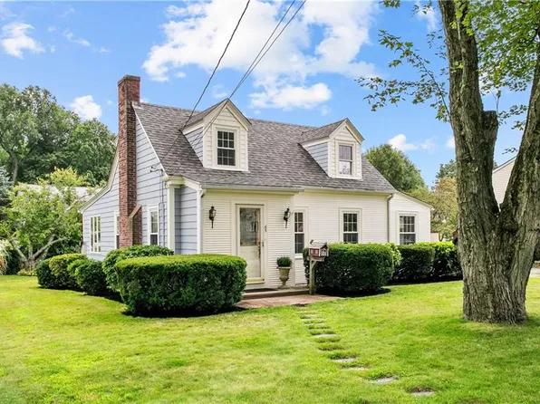 65 Pavilion Ave, East Providence, RI 02916