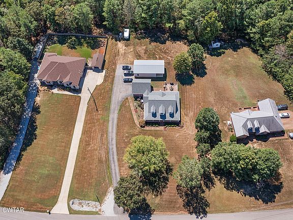 4th image of 315 Tiffany Nicole Ln