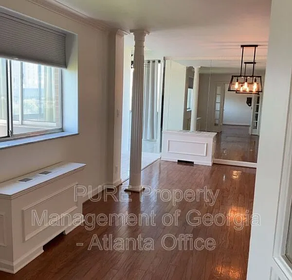 215 Piedmont Ave NE #1206 — Photo 3