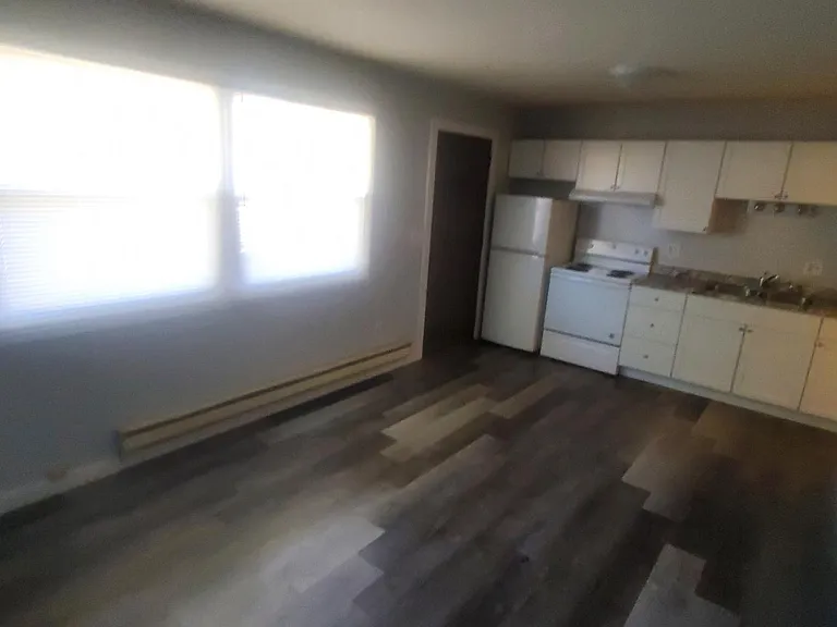 1112 Liberty St #3 — Photo 2