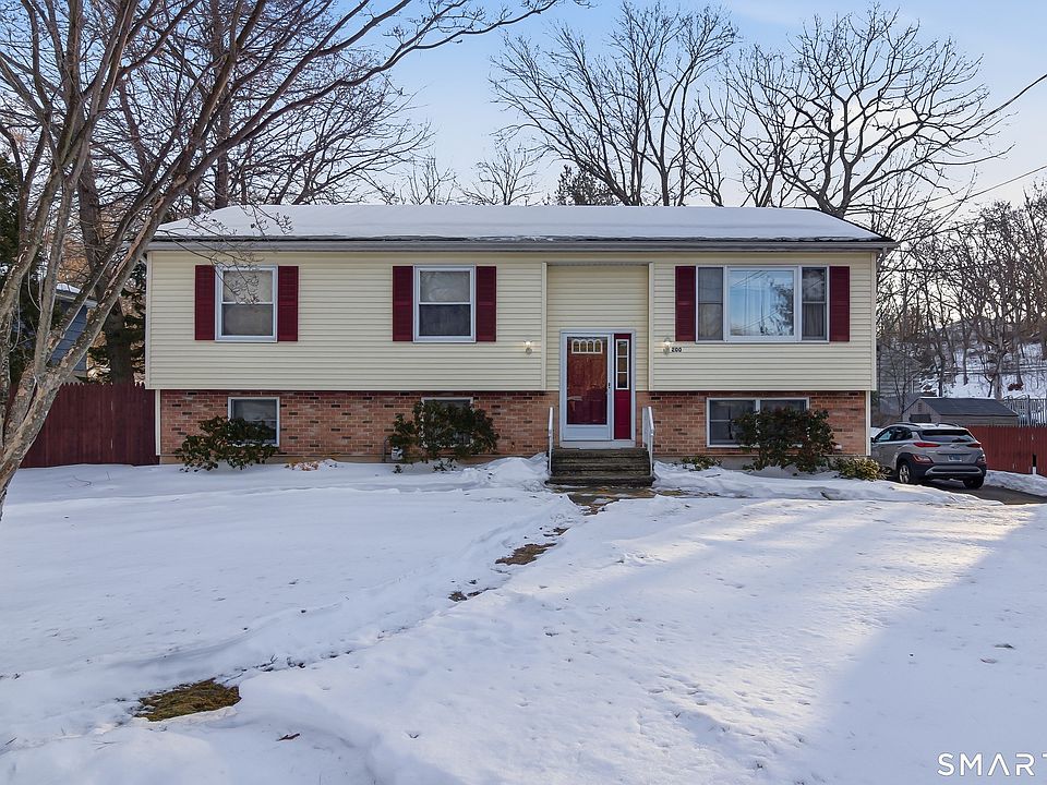 1st image of 200 Short Beach Road