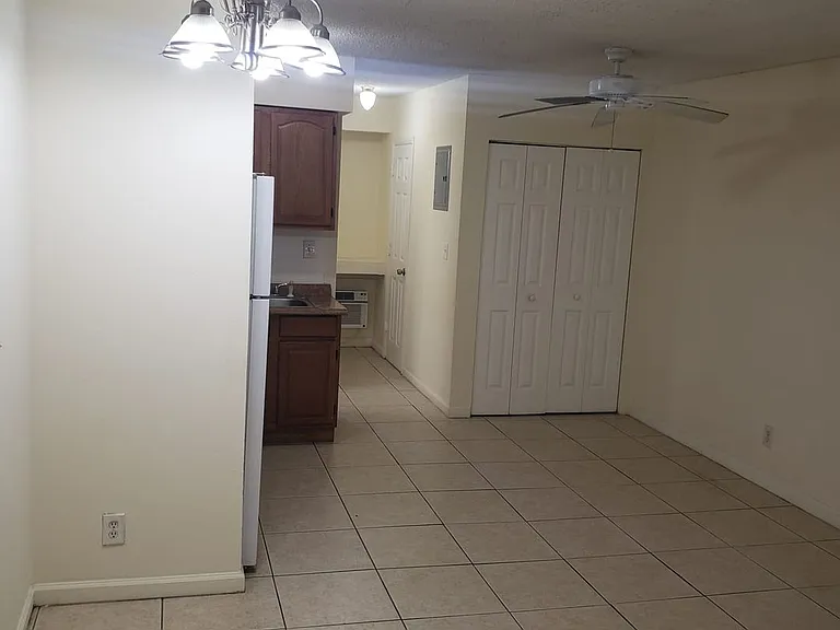978 SW 10th Dr — Photo 28