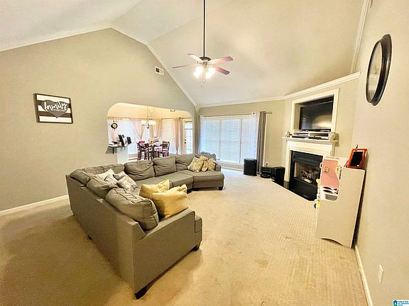 4th image of 100 Eagle Cove Dr