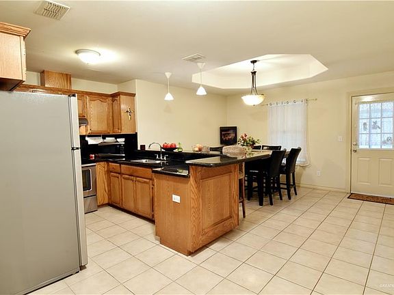 3rd image of 406 Reid Dr