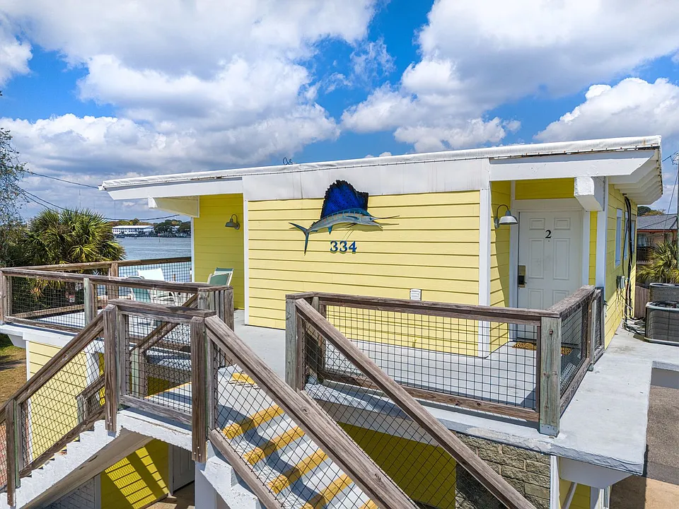 334 Bluefish Dr #2